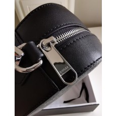 구찌 GG수프림 메신저백