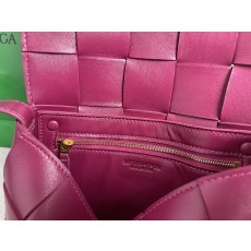 보테가베네타 카세트백