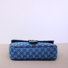 구찌 GG수프림 마틀라세 숄더백 미듐