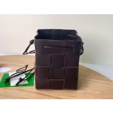 보테가베네타 카세트