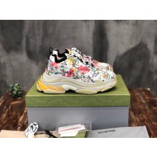 발렌시아가 트리플 S