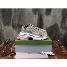 발렌시아가 트리플 S