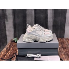 발렌시아가 트리플 S