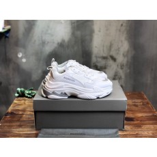 발렌시아가 트리플 S