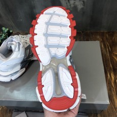 발렌시아가 트리플 S 3.0