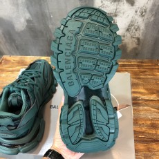 발렌시아가 트리플 S 3.0