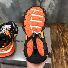 발렌시아가 트리플 S 3.0