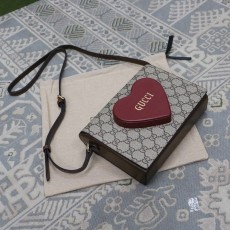 구찌 발렌타인데이 숄더백