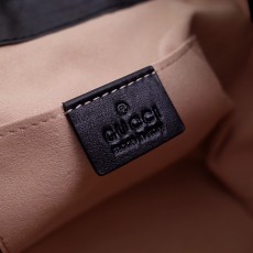 구찌 마몬트 마틀라세 백팩