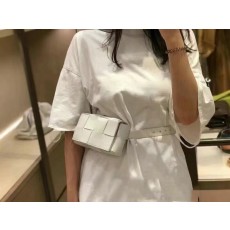 보테가베네타 카세트벨트백