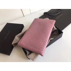 보테가베네타 클러치