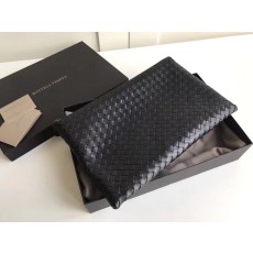 보테가베네타 클러치