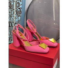 발렌티노 펌프스