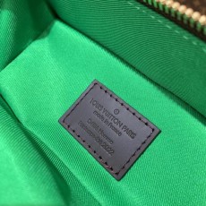 루이비통 VERTICAL BOX TRUNK M59664