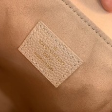 루이비통 TINY M81351