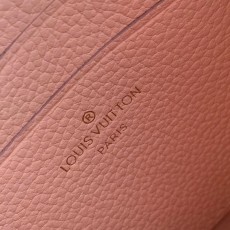 루이비통 DOUBLE ZIP POCHETTE M81429