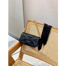 루이비통 WALLET ON STRAP M81398