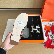 에르메스 슬리퍼