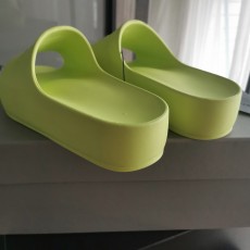 발렌시아가 슬리퍼