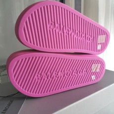 발렌시아가 슬리퍼