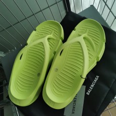 발렌시아가  슬리퍼