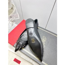 발렌티노 플랫슈즈