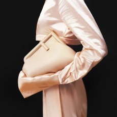 펜디 First 크로스백