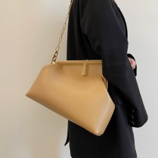 펜디 First 크로스백