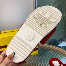 구찌 남여공용 슬리퍼