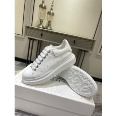 알렉산더맥퀸 남여공용 스니커즈