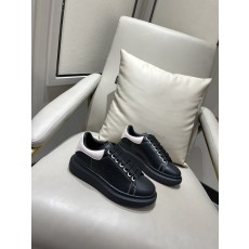 알렉산더맥퀸 남여공용 스니커즈