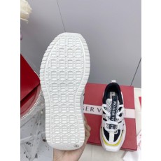 로저비비에 운동화