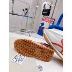 로에베 남여공용 운동화