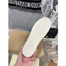 버버리 스니커즈 남녀공용