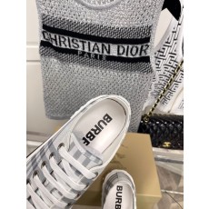 버버리 스니커즈 남녀공용