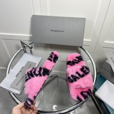 발렌시아가 남여공용 슬리퍼