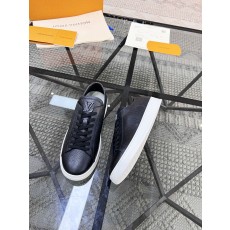 루이비통 남성 스니커즈