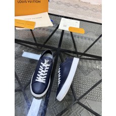 루이비통 남성 스니커즈