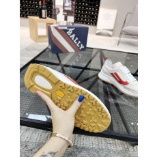 발리 남성 운동화