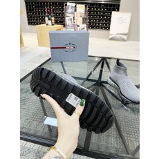 프라다 남성 스니커즈