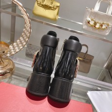 로저비비에 여성 워커