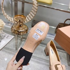 미우미우 여성 미들힐