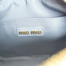 미우미우 TOO PRETTY 토트백