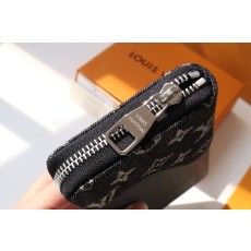 루이비통 ZIPPY VERTICAL M81107