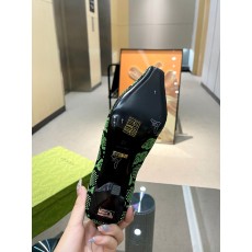 구찌 여성 워커