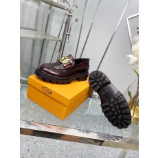 토즈 여성 로퍼