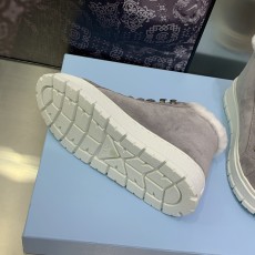 프라다 여성 워커