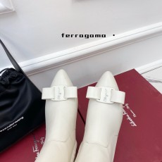 페레가모 여성 워커