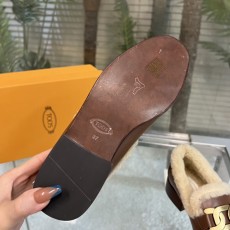 토즈 여성 로퍼