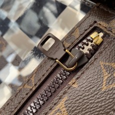 루이비통 삭 플라 M20866